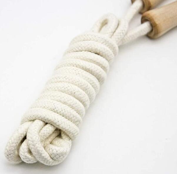 아이 들을 위한 코 튼 꼰 나무 손잡이 줄넘기 아이 들을 위한 코 튼 꼰 나무 손잡이 줄넘기